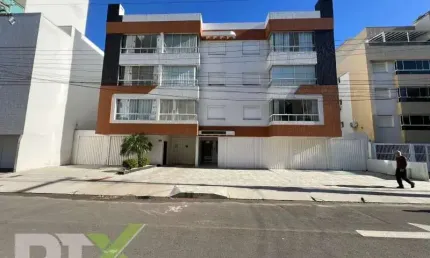 Apartamento de 02 dormitórios no centro de Tramandaí