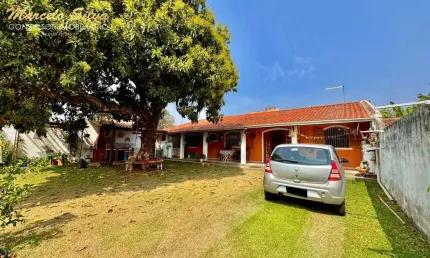 Chácara / sítio com 2 quartos à venda na Rua Hélio Bertolotti Ferreira, 55, Residencial Hípica Jaguari, Bragança Paulista, 458 m2 por R$ 499.000
