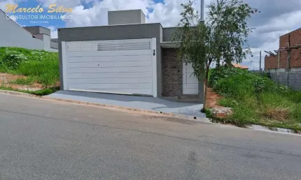 Casa com 3 quartos à venda na Rua Mutum, Jardins, Bragança Paulista
