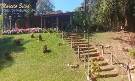 ESPETÁCULO SITIO DENTRO DA CIDADE  BRAGANÇA PAULISTA COM GRANDE ÁREA DE RESERVA