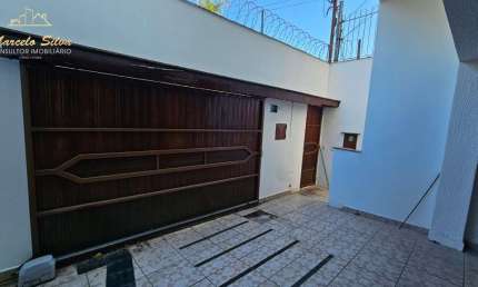 CASA NO CENTRO COM EXCELENTE LOCALIZAÇÃO, BRAGANÇA PAULISTA - SP