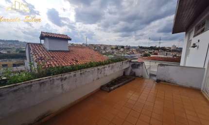 CASA NO CENTRO COM EXCELENTE LOCALIZAÇÃO, BRAGANÇA PAULISTA - SP