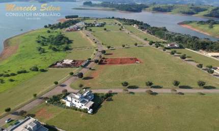 REPRESA TERRENO EM CONDOMÍNIO PORTO LARANJEIRAS, PIRACAIA - SP