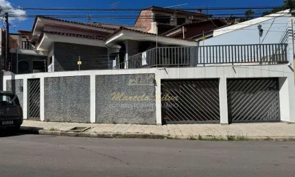 Casa com 3 quartos à venda na Rua Imperatriz Leopoldina, 433, Jardim Nova Bragança, Bragança Paulista