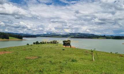 PENÍNSULA REPRESA , ÁREA 97.000 m2,  COM ACESSO PARA REPRESA JAGUARY