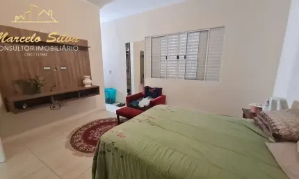 Casa com 3 quartos para alugar na Rua Piracanjuba, 098, Residencial dos Lagos, Bragança Paulista