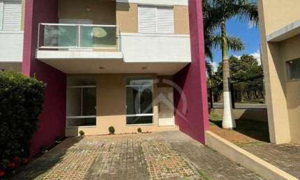 Sobrado em Residencial Fechado com 3 dormitórios para alugar, 118 m² por R$ 3.200/mês - Jardim dos Pinheiros - Atibaia/SP
