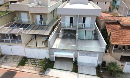 Casa/Sobrado com 4 dormitórios à venda, 133 m² por R$ 790.000 - Recreio Maristela - Atibaia/SP