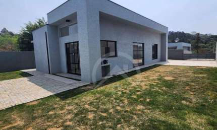 Village com 3 dormitórios para alugar, 120 m² por R$ 5.665/mês - Jardim Estância Brasil - Atibaia/SP