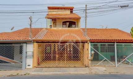 Sobrado com 4 dormitórios à venda, 214 m² por R$ 789.000,00 - Atibaia Jardim - Atibaia/SP