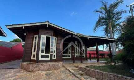 Casa com 3 dormitórios para alugar, 140 m² por R$ 4.000/mês - Vila Loanda - Atibaia/SP