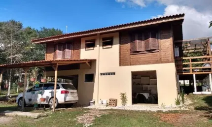 Fazenda/Sítio/Chácara para aluguel tem 1000 metros quadrados com 2 quartos em Roseira - Colombo - PR
