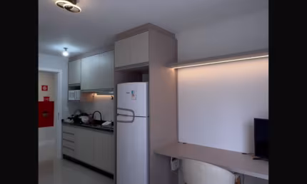 Kitnet / Stúdio para alugar na Avenida Visconde de Guarapuava, 3070, Centro, Curitiba, 27 m2 por R$ 2.300