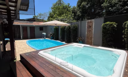 Linda Casa 100% Averbada em terreno gigante no Saguaçu em Joinville-SC