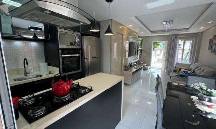 Casa para Venda em Florianópolis, São João do Rio Vermelho, 2 dormitórios, 1 suíte, 2 banheiros, 1 vaga