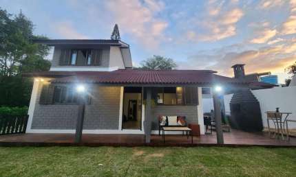 Casa para Venda, Ingleses do Rio Vermelho, 2 dormitórios, 1 banheiro, 2 vagas