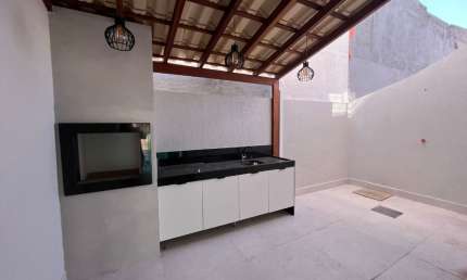 Casa com 3 quartos para alugar na Alameda Diamantino da Silva Pacheco, 10, Granja dos Cavaleiros, Macaé