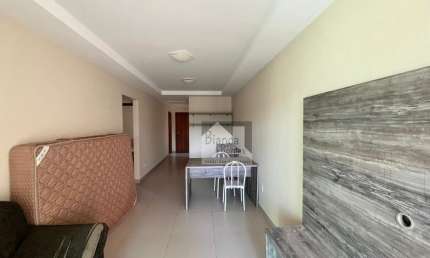Alugo apartamento com 2 quartos na Riviera por 3 mil  +  taxas