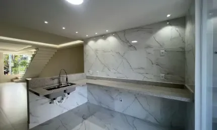 Casa em condomínio fechado com 4 quartos à venda na Avenida Ricardo Muylaert Salgado, 901, Lagoa, Macaé