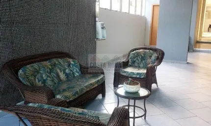 Apartamento de 63 m², frente mar, 1 quarto, 1 vaga , 1 elevador, próximo ao quebra mar em Santos