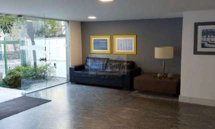 Conjunto comercial  para venda, próximo ao Metrô, 73,85m², 2 banheiros e dispõe de garagem