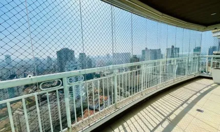 Condomínio Jardins da Grécia, 199 m², 3 suítes, 5 banheiros, 4 vagas e lazer completo