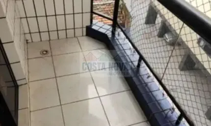 Apartamento com 2 quartos sendo 1 suíte, 1 vaga, bairro Ponta da Praia