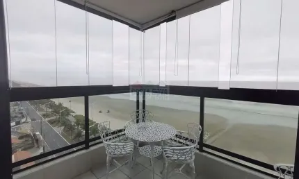 Apartamento com 3 quartos sendo 1 suíte, 2 banheiro, 2 vagas e lazer. Bairro Imperador