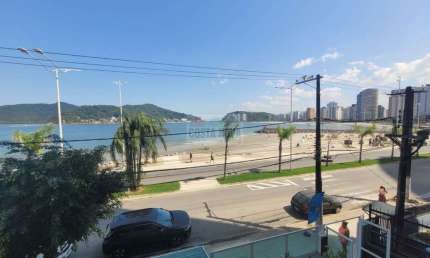 Apartamento frente mar de 1 quarto com dependência de empregados em São Vicente