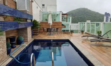 Cobertura triplex, 3 suítes, 598 m2, 6 vagas de garagem, vista pro mar!