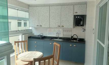 Apartamento decorado à venda, 69m², 2 dormitórios sendo 1 suíte. Boqueirão, Praia Grande