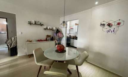 Apartamento de 2 quartos e 1 suíte no centro de OCIAN