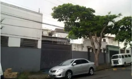 Galpão industrial no bairro Bela Aliança, 600 m², terreno total 1130 m²