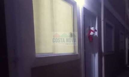 Casa térrea em condomínio a venda, com 2 quartos, 1 banheiro e 1 vaga