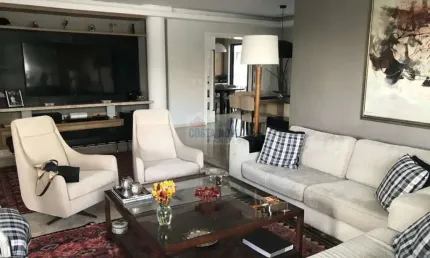Apartamento de alto padrão à venda em rua privativa.  Bairro de Higienópolis