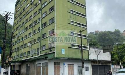 Kitnet com 19 m² no centro de Santos. Quarto/sala e banheiro