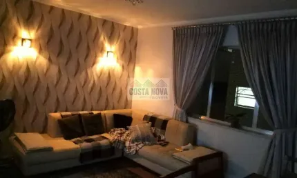 Apartamento de 94m², com 2 dormitórios, garagem, na quadra da praia dos Milionários