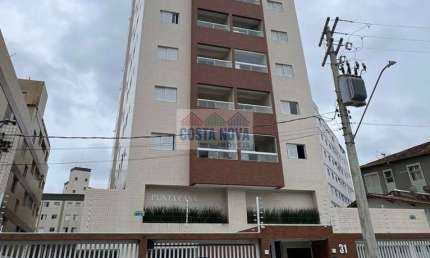 Apartamento com 2 quartos, 1 banheiro, 1 vaga. Lazer completo pertinho da praia, no bairro Caiçara