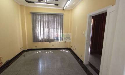 Conjunto comercial com 96 m², 4 salas amplas, 2 das salas com varanda, pequena copa, banheiro