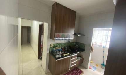 Casa sobreposta com 2 quartos na Nova Mirim (Aloha) Praia Grande-SP