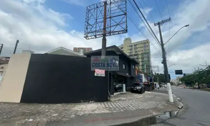 CASA + LOJA COM 150m² COM TRES QUARTOS, COZINHA, BANHEIRO , LAVANDERIA