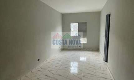 Sobrado à venda com 80m², 2 quartos, 1 sala e 3 banheiros em excelente localização - São Vicente