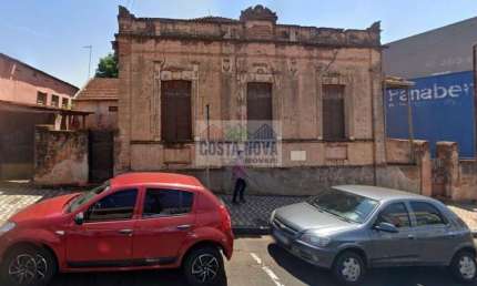 Terreno à venda no centro de Barretos, com 959 m² para construir ou revitalizar