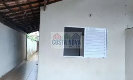Casa a venda no Maracanã, 2 quartos sendo os suíte, 2 banheiros, 2 vagas, 80 m²