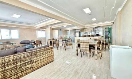 Apartamento de 53m² com 1 dormitório com uma uma suite mobiliado