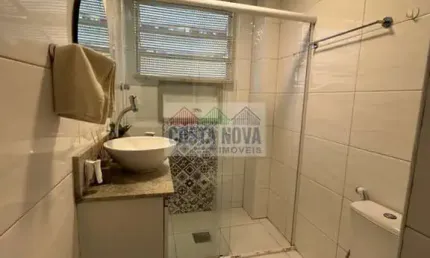 Apartamento reformado na Ponta da Praia. 1 quarto, 1 banheiro, 1 vaga. 47 m² de área útil