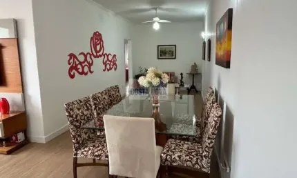 Apartamento com 3 dormitórios, sendo 1 suíte, 190 m², a 400 metros da praia