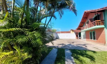 SOBRADO À VENDA COM 4 DORMITÓRIOS E 500M² NO BAIRRO SUARÃO / ITANHAÉM R$ 590.000