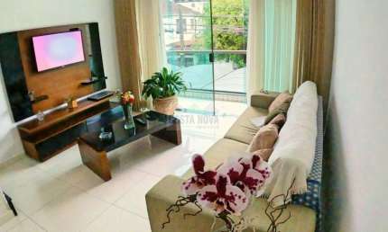 Casa à Venda com 3 quartos, 4 banheiros, Sacada e Piscina,  216 m²  no Bairro Vila Belmiro