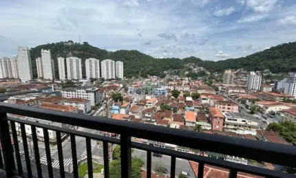 Apartamento com vista incrível a 500m da praia no marapé ? 1 suíte e sala ampla
